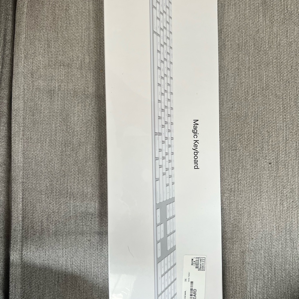 Apple Magic Keyboard in White